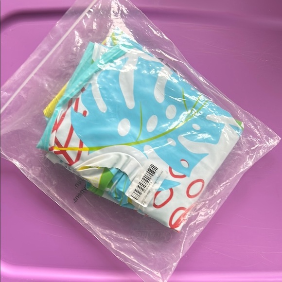 Adult lounge floatie - Picture 3 of 4